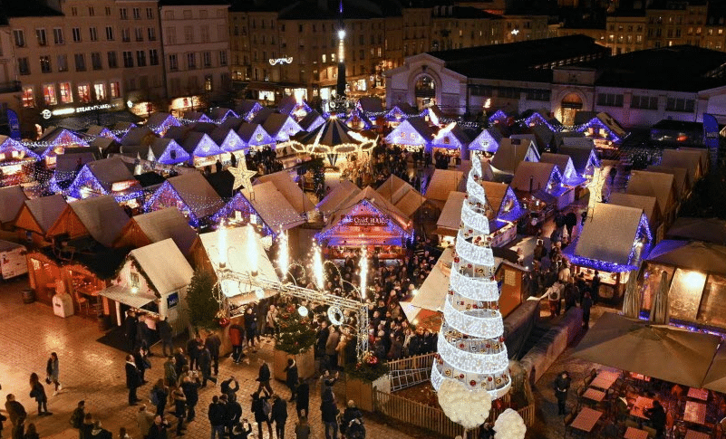 Le 16 décembre 2017, 13 enfants au Marche de Noël de Metz
