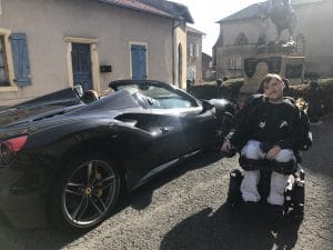 Le 29 septembre 2018, Michel réalise son rêve en Ferrari